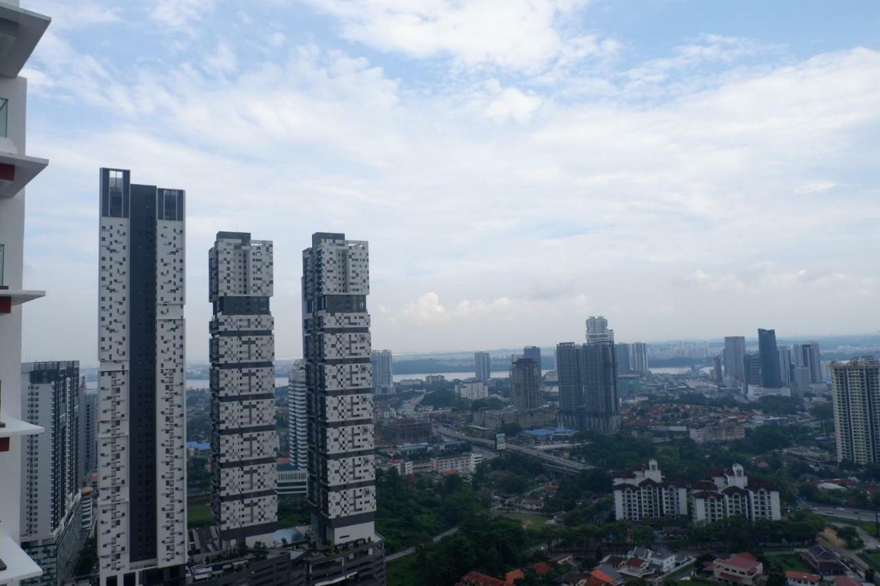 The Pinnacle Tower Johor Bahru Exteriör bild