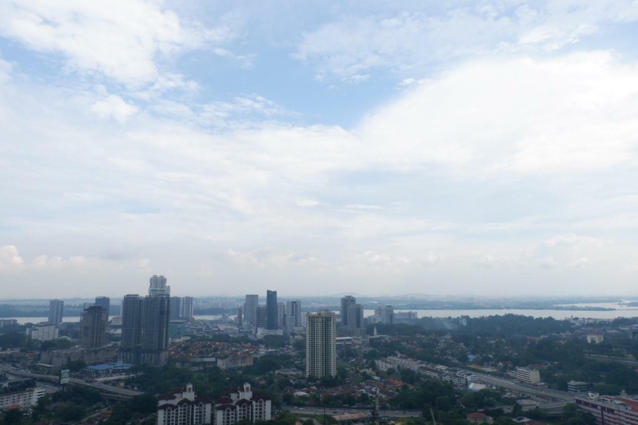 The Pinnacle Tower Johor Bahru Exteriör bild
