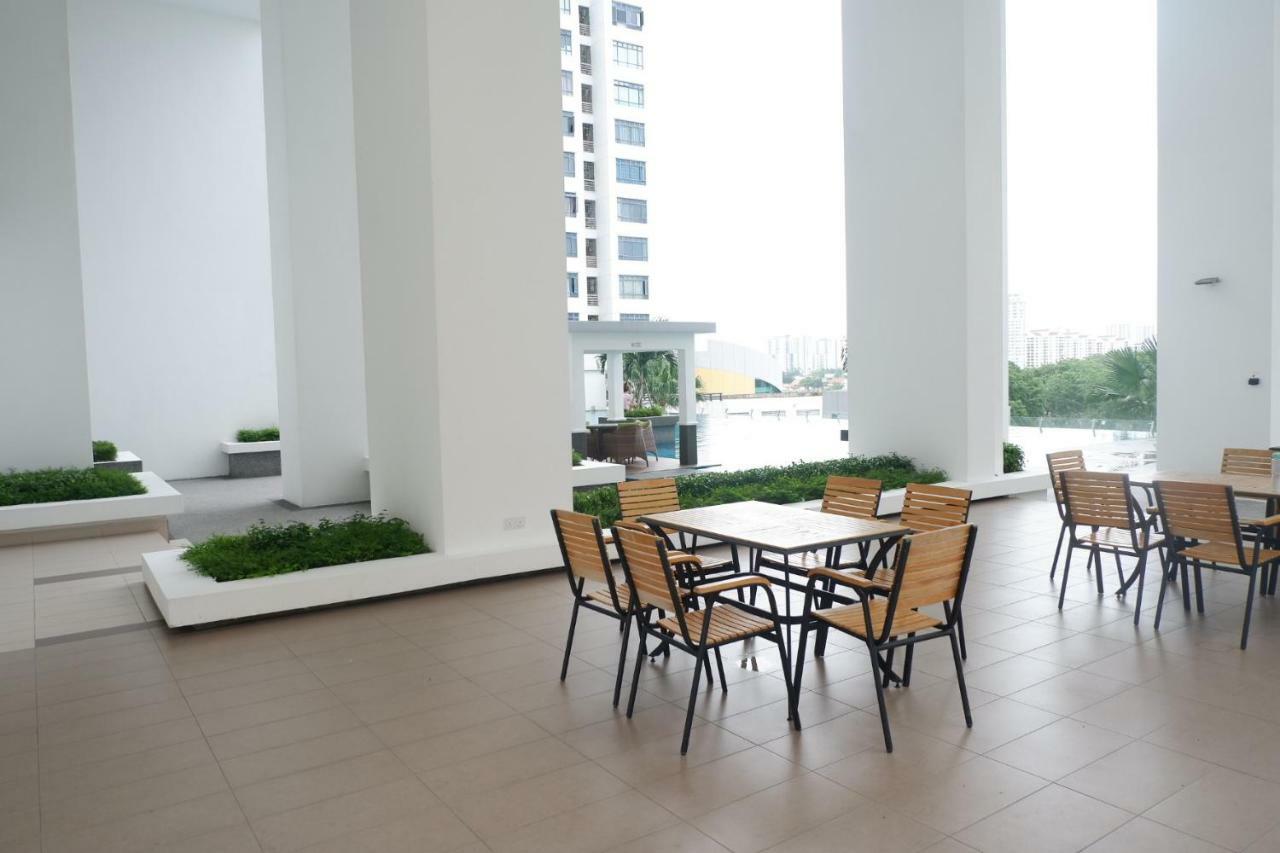 The Pinnacle Tower Johor Bahru Exteriör bild